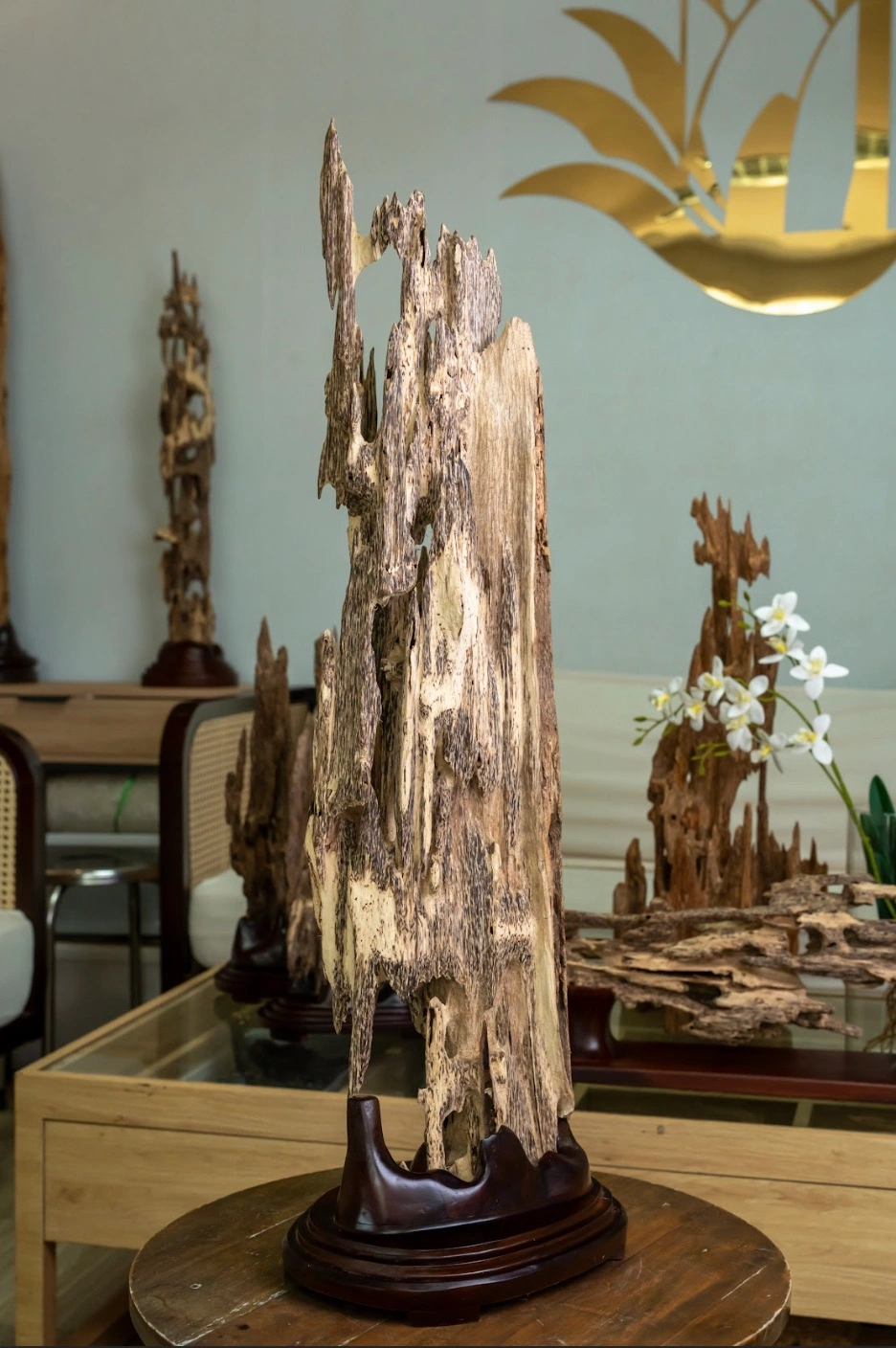 Natural Solid Agarwood Sculpture – Premium Feng Shui Masterpiece (87cm) | Vietnamese Oud